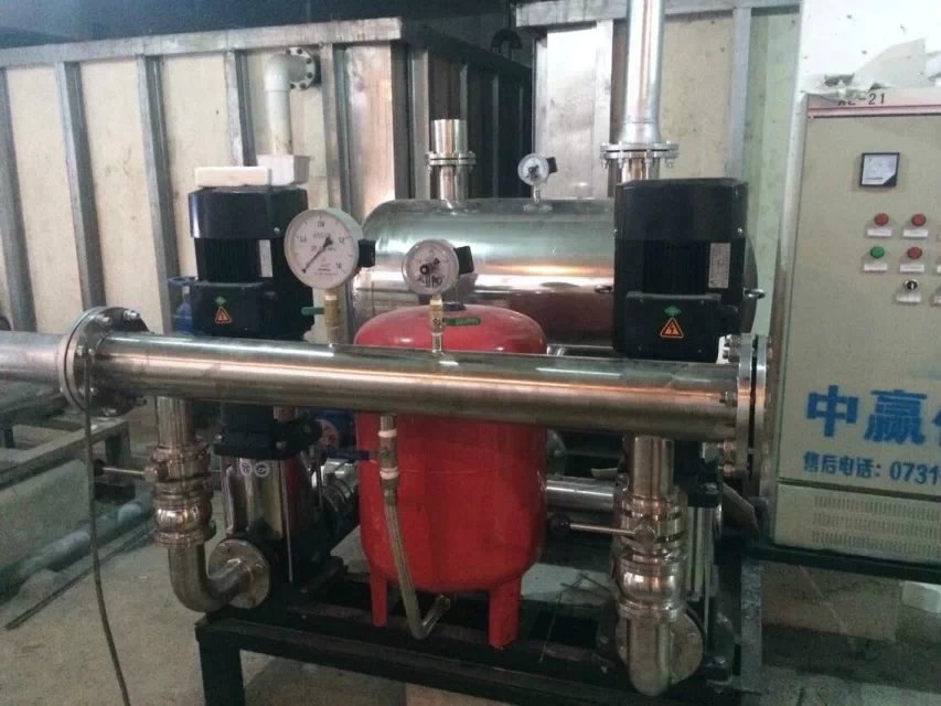 江西雄鷹房地產(chǎn)開發(fā)有限公司采購5.5KW、7.5KW兩用一備無負壓供水設備兩套